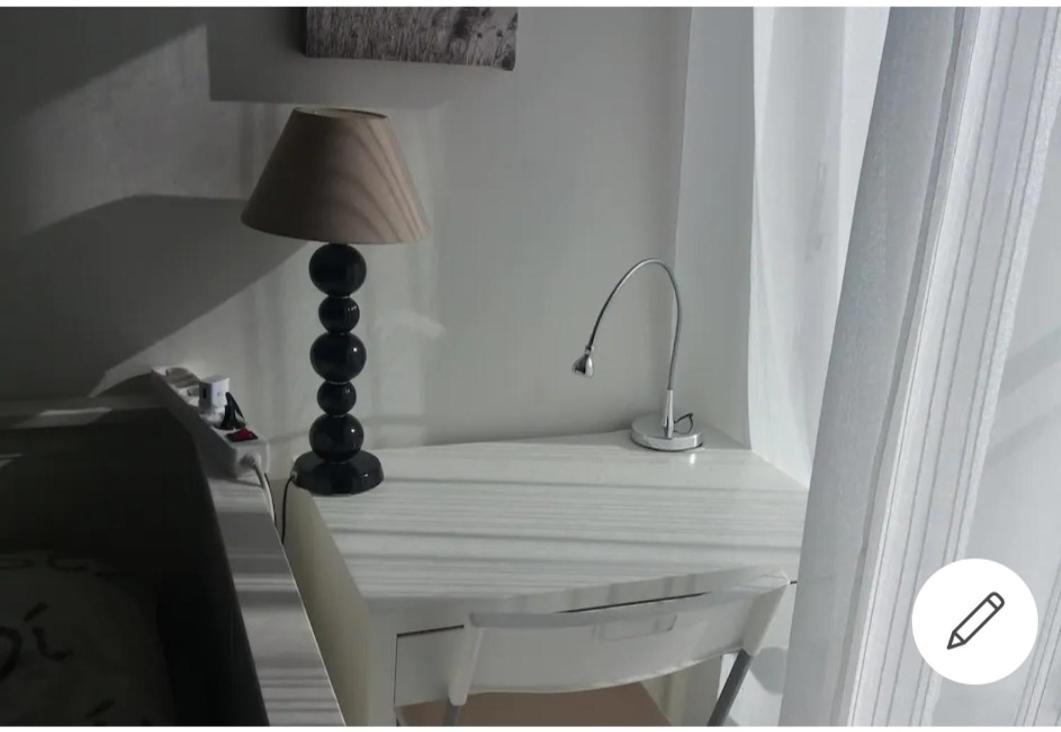 Chambre Chez L'Habitante Avec Salle De Bain Et Cuisine Communes - Presence D'Un Chat Bordeaux Exteriör bild