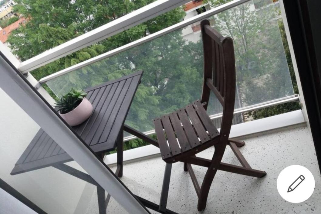 Chambre Chez L'Habitante Avec Salle De Bain Et Cuisine Communes - Presence D'Un Chat Bordeaux Exteriör bild